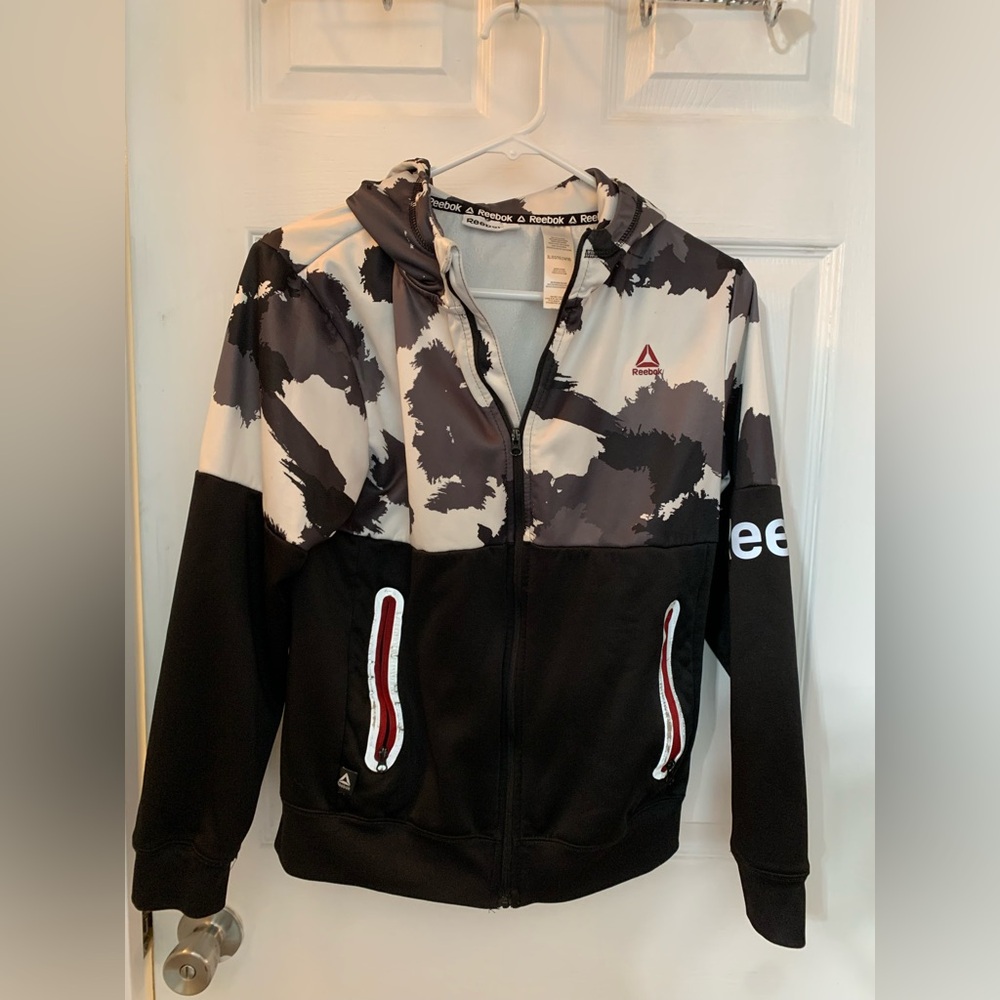 Reebok SET boy’s size 14/16 track jacket with hood & joggers EUC